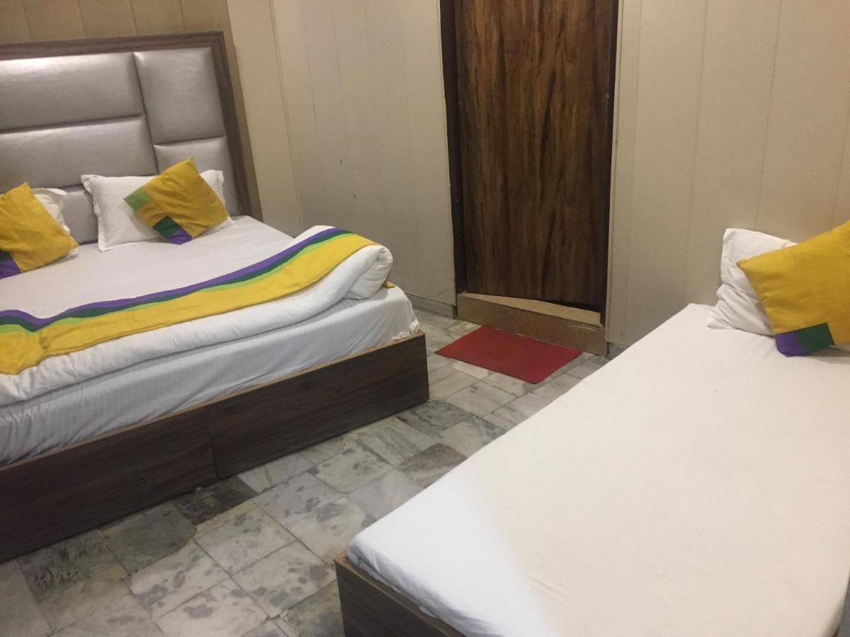 Fabhotel Dm Residency Amritsar Bagian luar foto